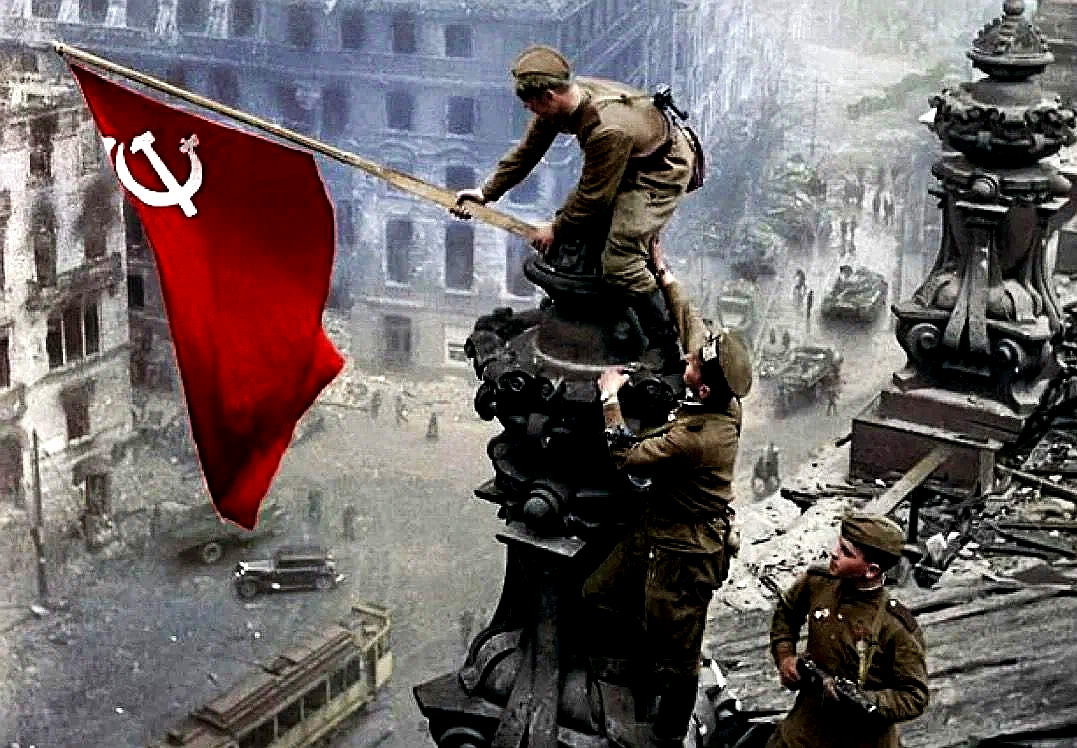 О странной инициативе КПРФ заменить российский триколор флагом СССР. Мнение автора, до сих пор советского в душе человека2