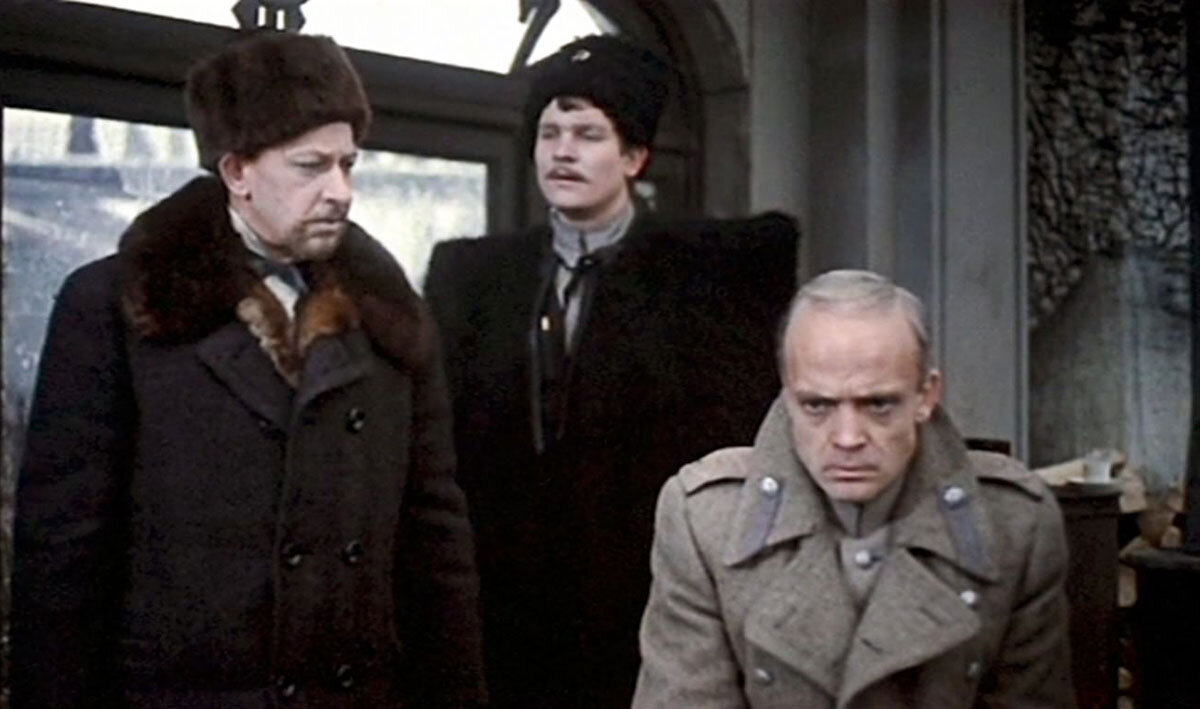 Очков Корзухина в фильме лишили…