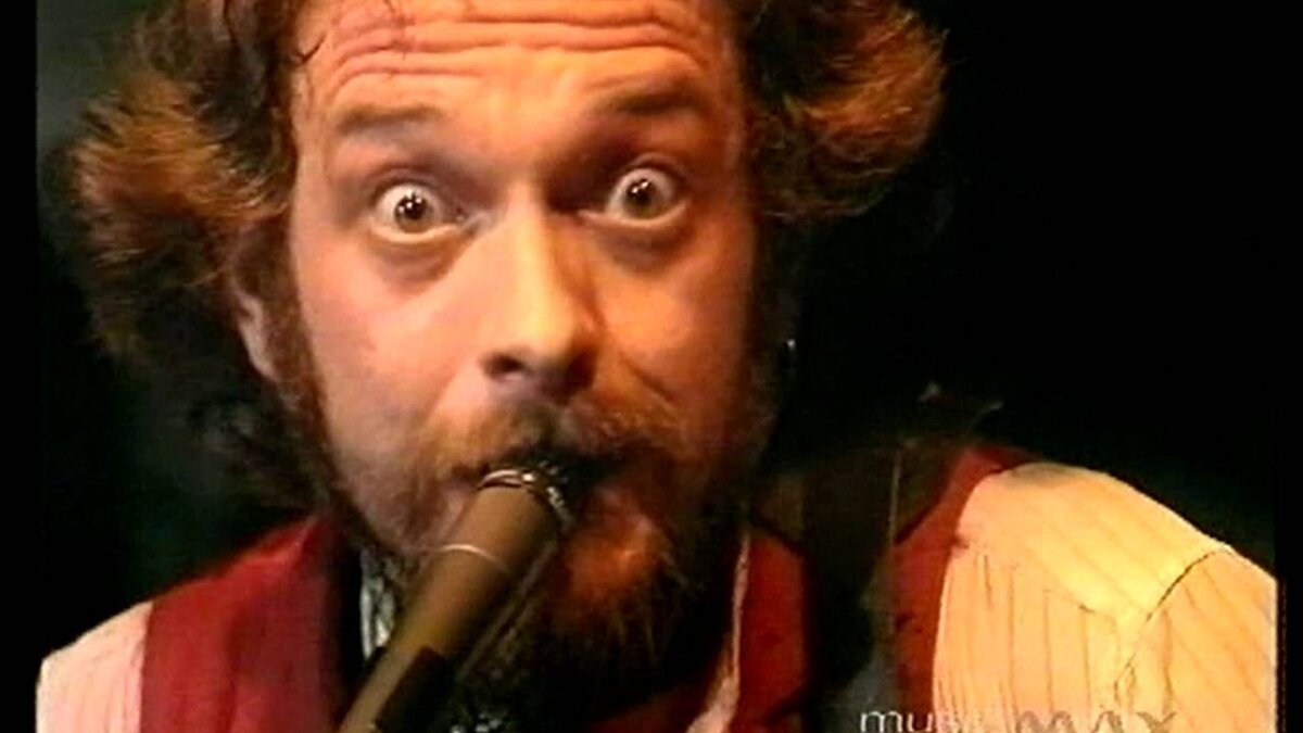 Jethro tull songs. Jethro Tull - Live at the Hippodrome 1977. Ian Anderson. Crest of a Knave Jethro Tull. Jethro Tull Trick is a Brick