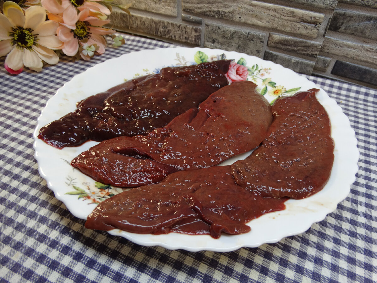 Мягкая печень с луком в кляре на сковороде | Готовим вкусно дома/  Кулинария/ Рецепты | Дзен