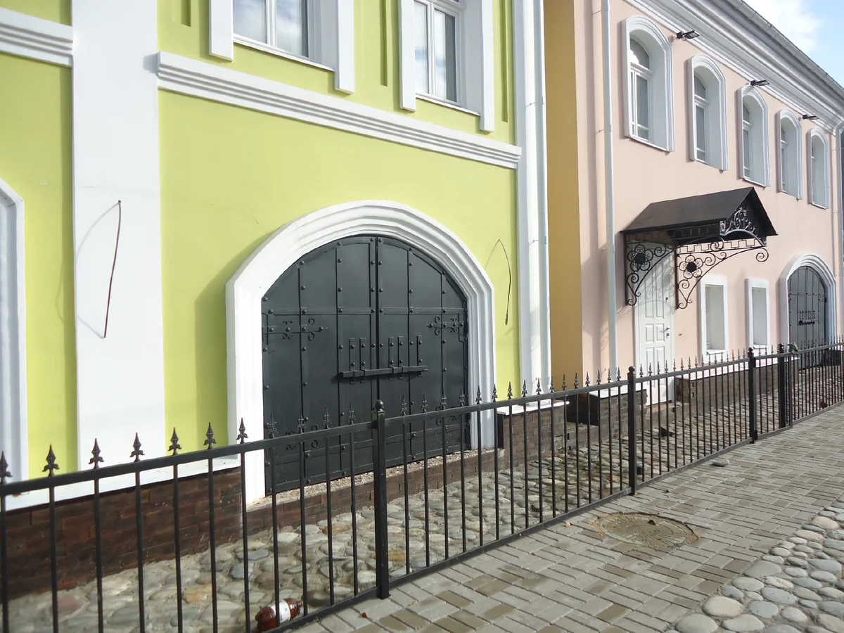 Купеческие дома-лавки