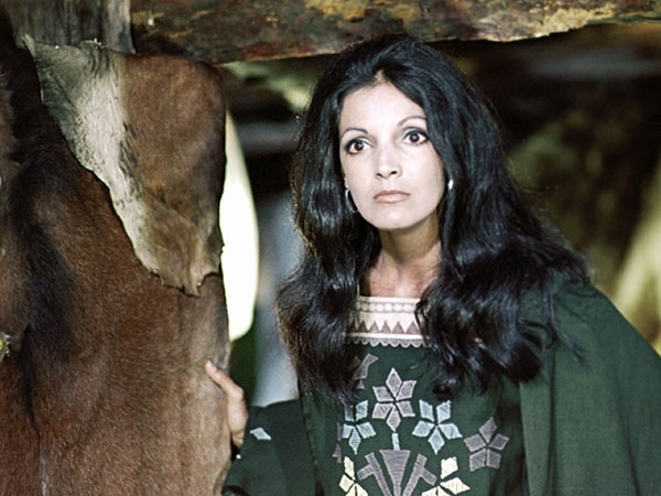 Кубинская актриса Эслинда Нуньес в роли Исидоры Каварубио