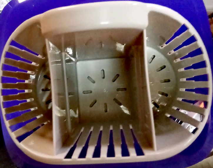 Вот она, 199 руб. на маркетплейсе. Хотела 4 отделения, как и была раньше, но что-то не нашла. 