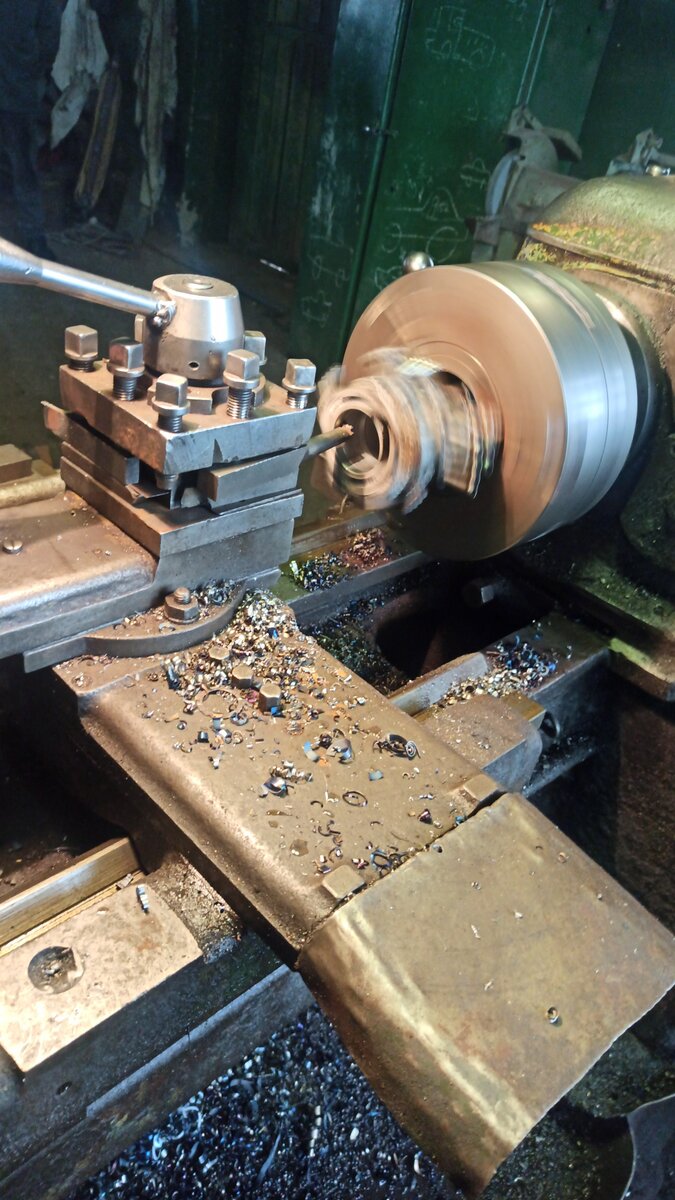  Проточка дроссельной заслонки на токарном станке