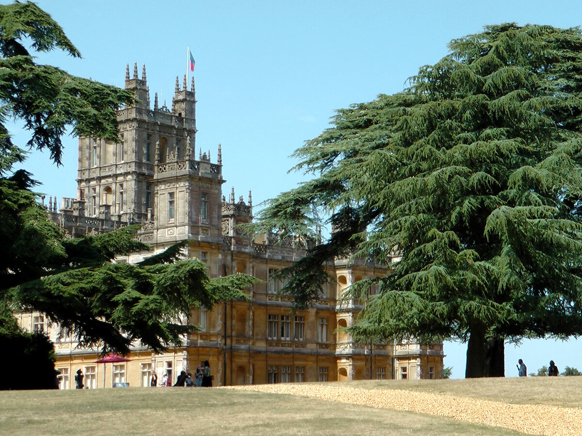 Замок Хайклер в Англии