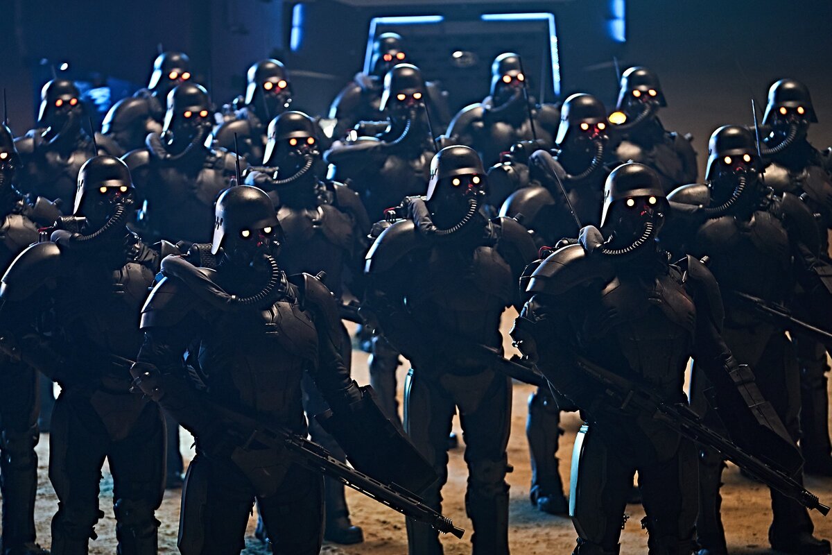 Тяжелобронированные солдаты.