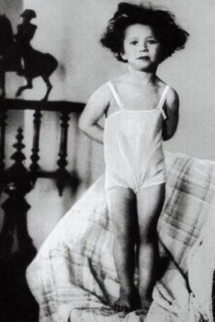 Маленькая Майя Плисецкая. Автор фото неизвестен.