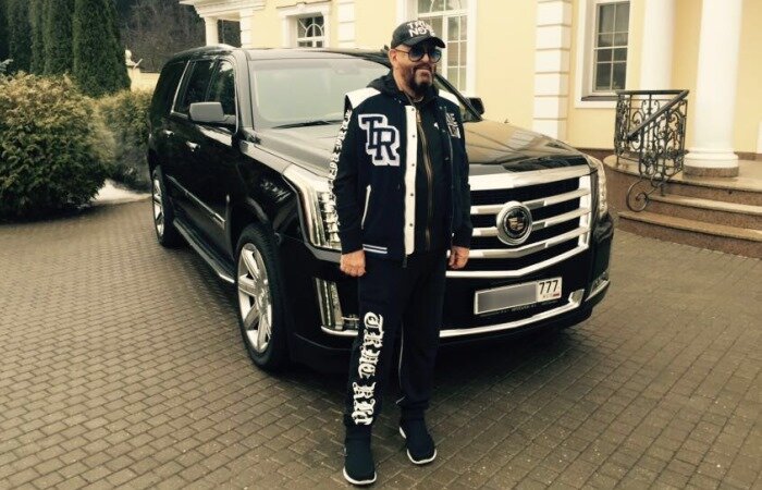 Машины Шуфутинского.