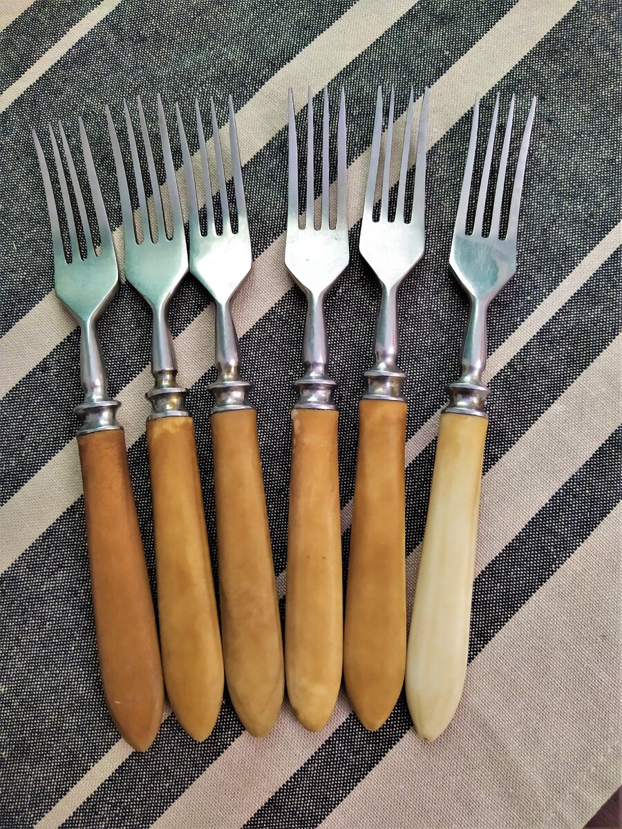 Вилки эпохи СССР с костяными ручками