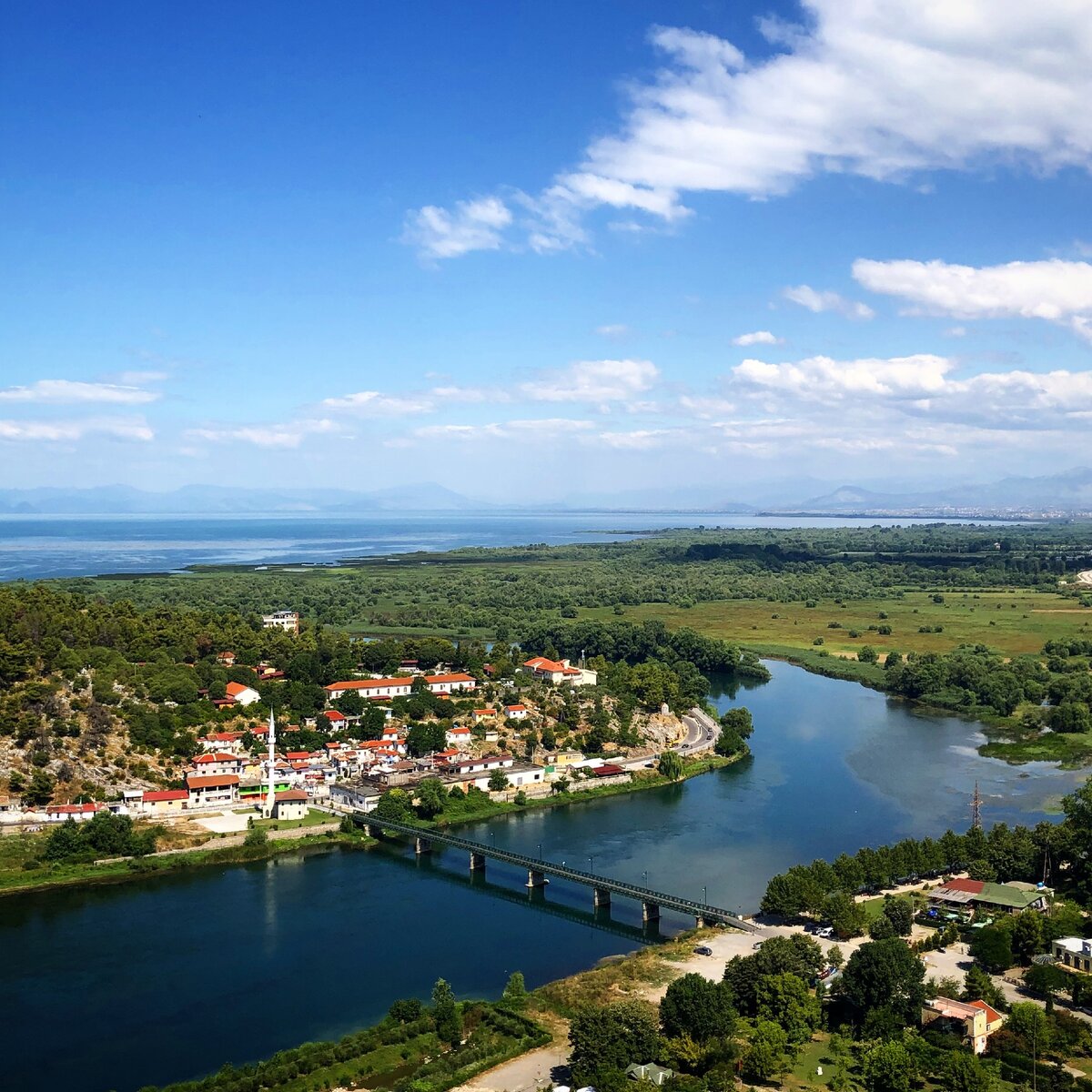 Река Буна и Скадарское озеро