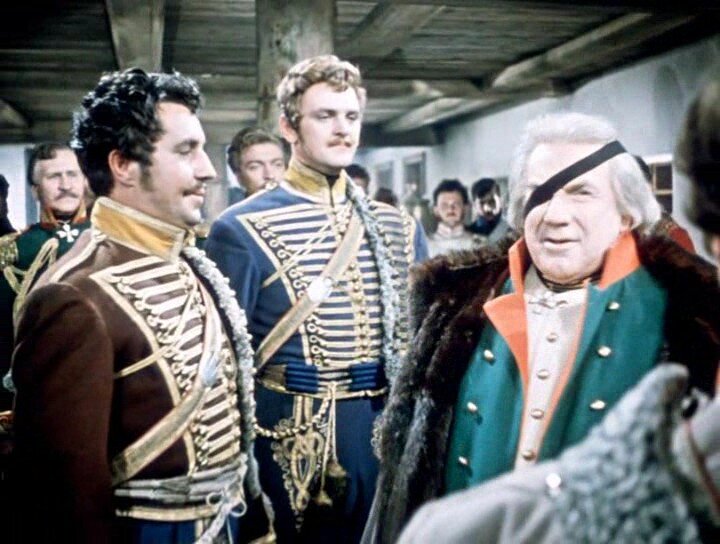 Кадр из х/ф "Гусарская баллада", реж. Э. Рязанов, 1962 г. Источник: http://m.kino-teatr.ru/