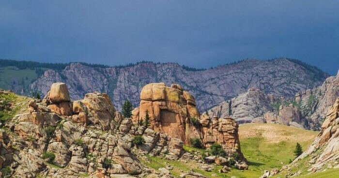 
Где-то в горах Монголии.
