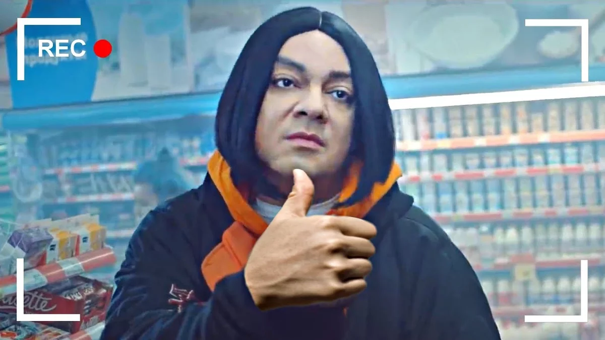 кадр из клипа Ф. Киркорова.