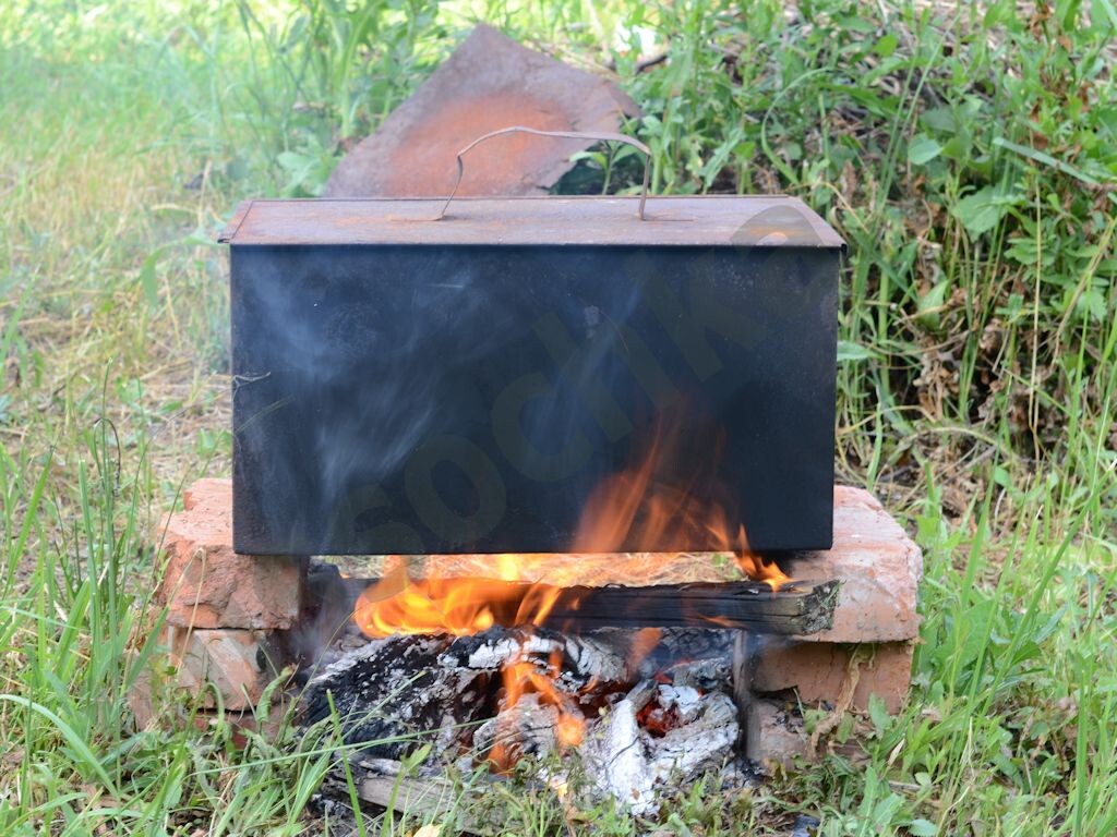 Старенькая, но служащая верой и правдой. 