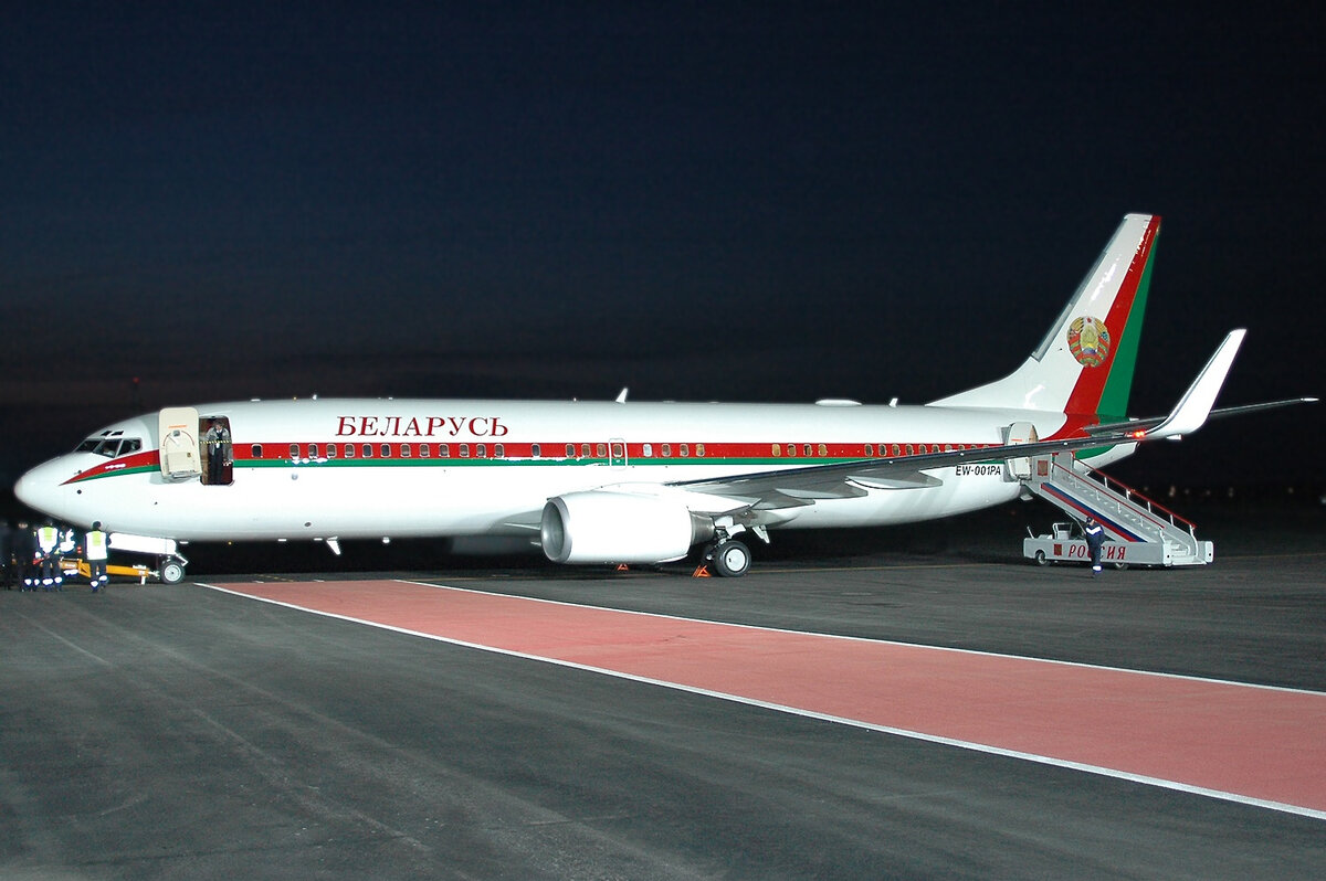  Boeing 737