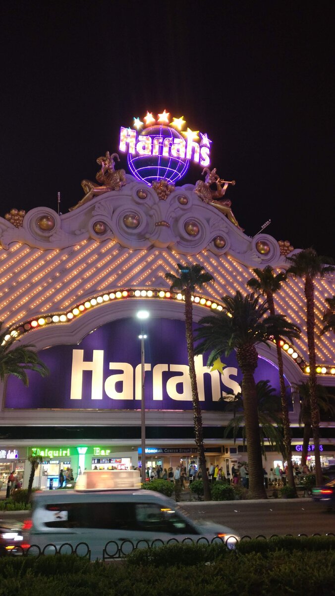 США. Лас-Вегас. Казино "Harrah's"