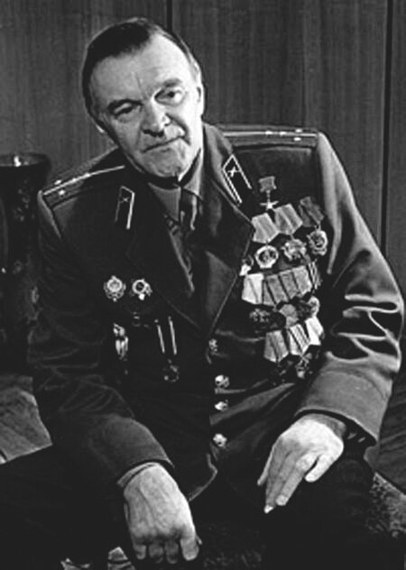 Юрий Бондарев