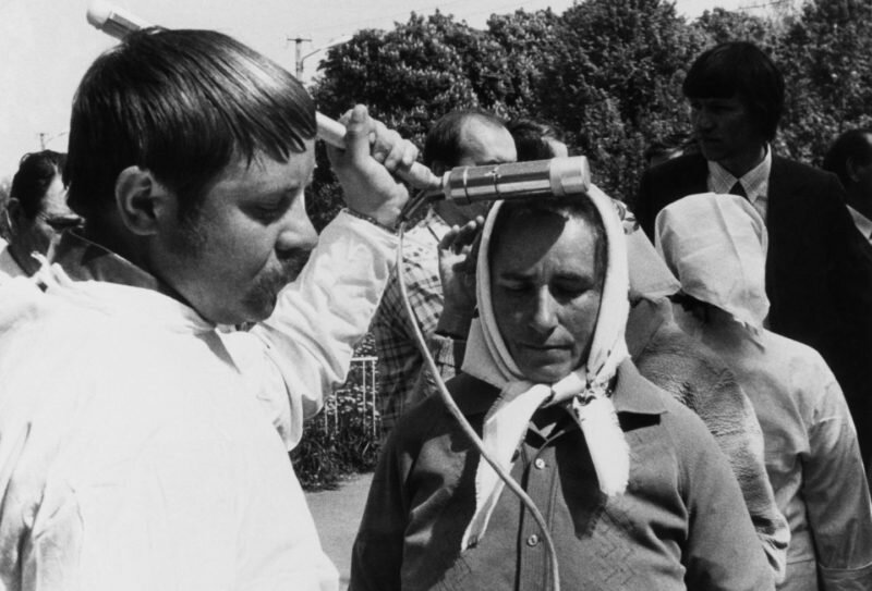 Проверка уровня облучения людей 
