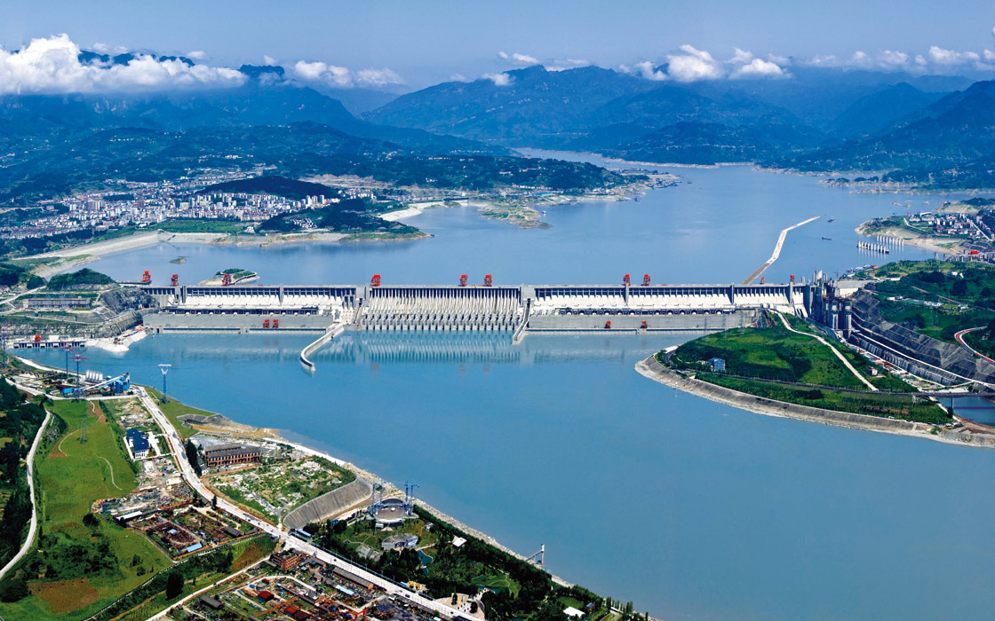 Самая высокая дамба. ГЭС «три ущелья» («Санься»). Три ущелья ГЭС Янцзы. Дамба три ущелья в Китае. Санься ГЭС Китай.