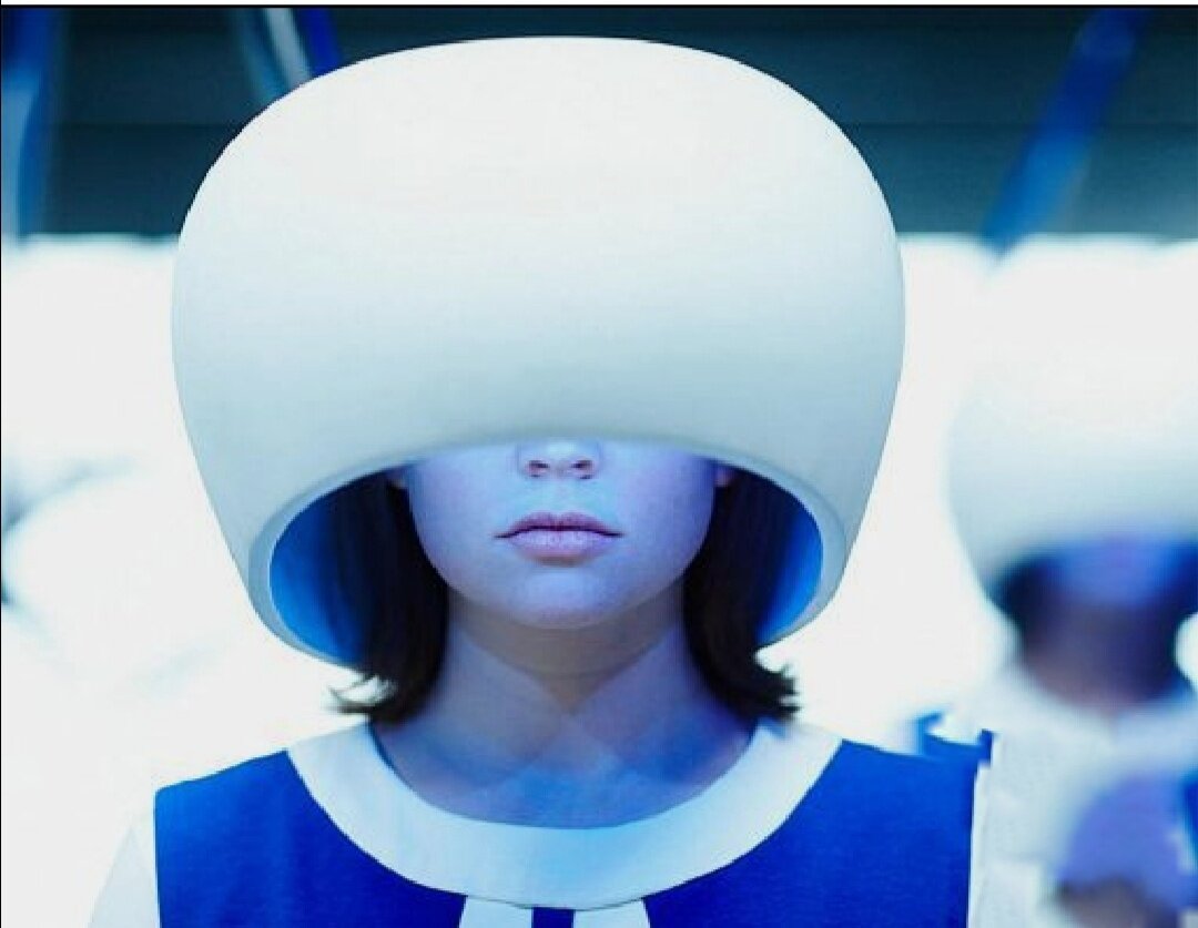 Оценка на Кинопоиске 6,9 из 10