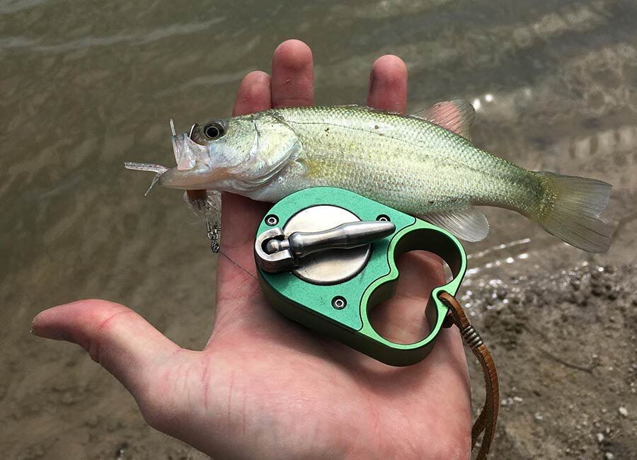 Новая рыболовная катушка Rodless весом всего 75 грамм доказывает, что вовсе не обязательно на рыбалку носить с собой удочку или спиннинг.