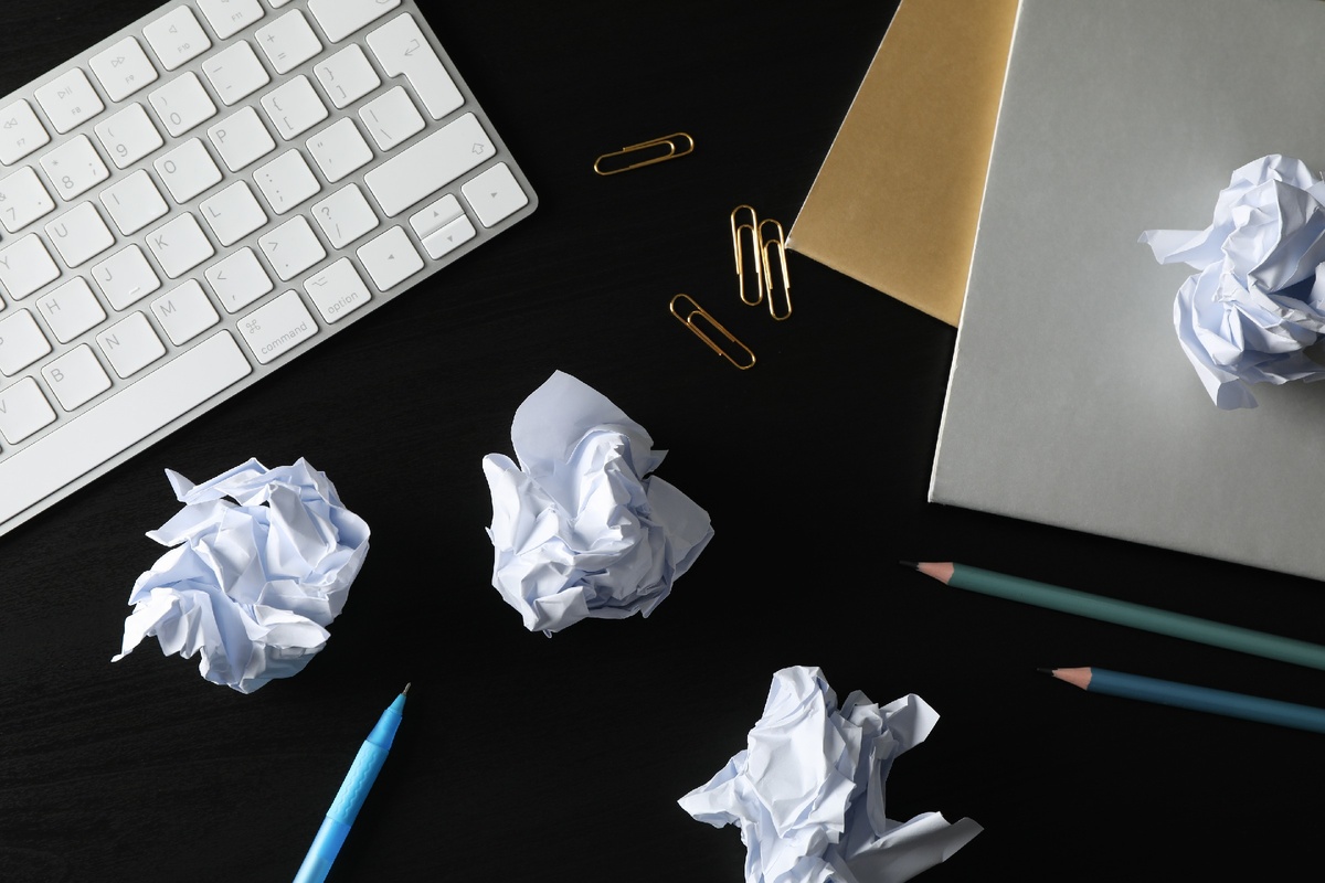 На биржах копирайтинга продают и покупают статьи.