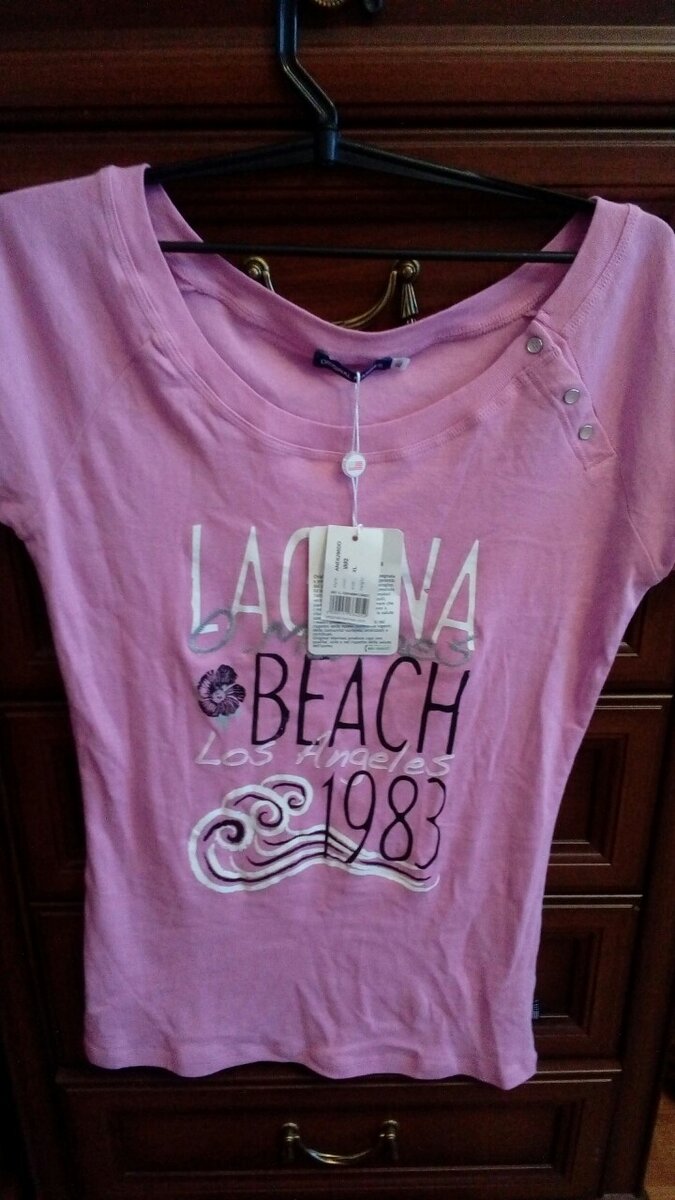 Футболка от Томми Хилфигер