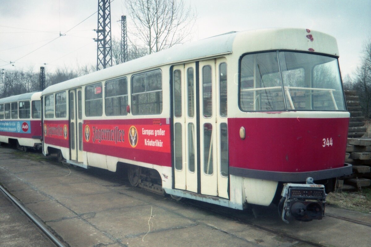 Прицепной вагон В-3D, г. Шверин, 1995 год, фото с сайта СТТС, автор M. N.