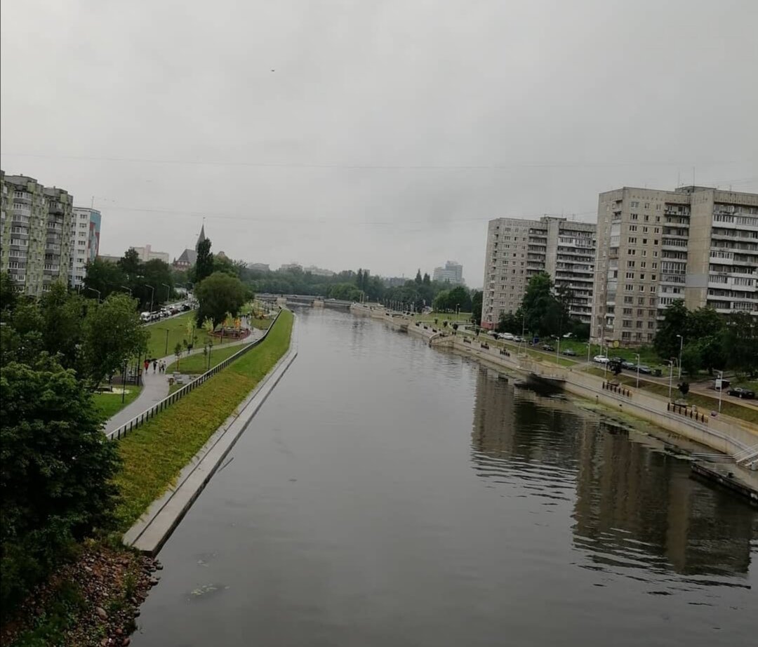 Вид на остров Канта с высоты второго эстакадного моста р. Преголя