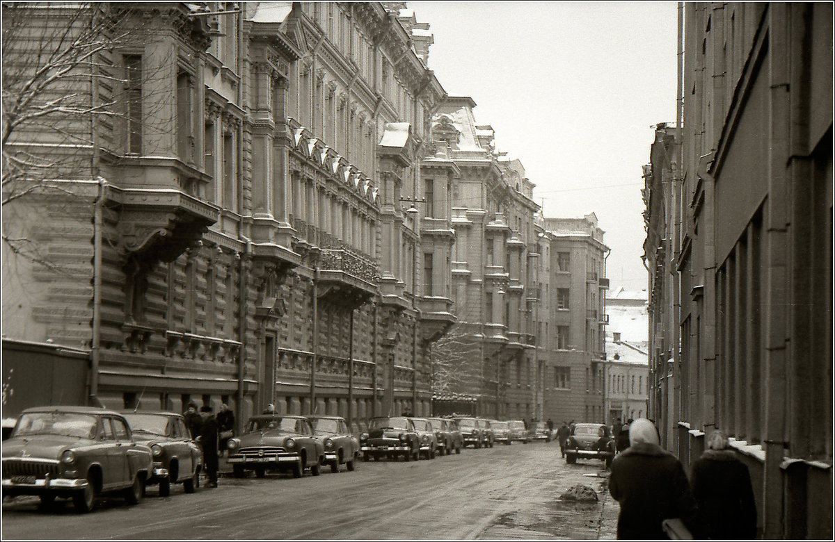 Три улицы. Улица Грановского в Москве. Улица Грановского 3 в Москве. Улица Грановского - Романов переулок Москва. Москва ул. Грановского, д.5.