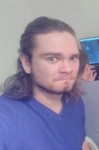 Это Игорь, который думал, что его научат