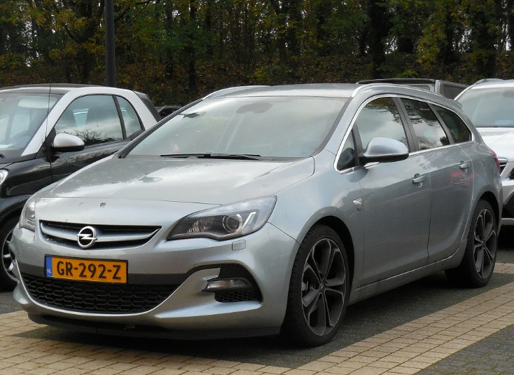 Opel Astra J Sports Tourer 1.6 Turbo OPC