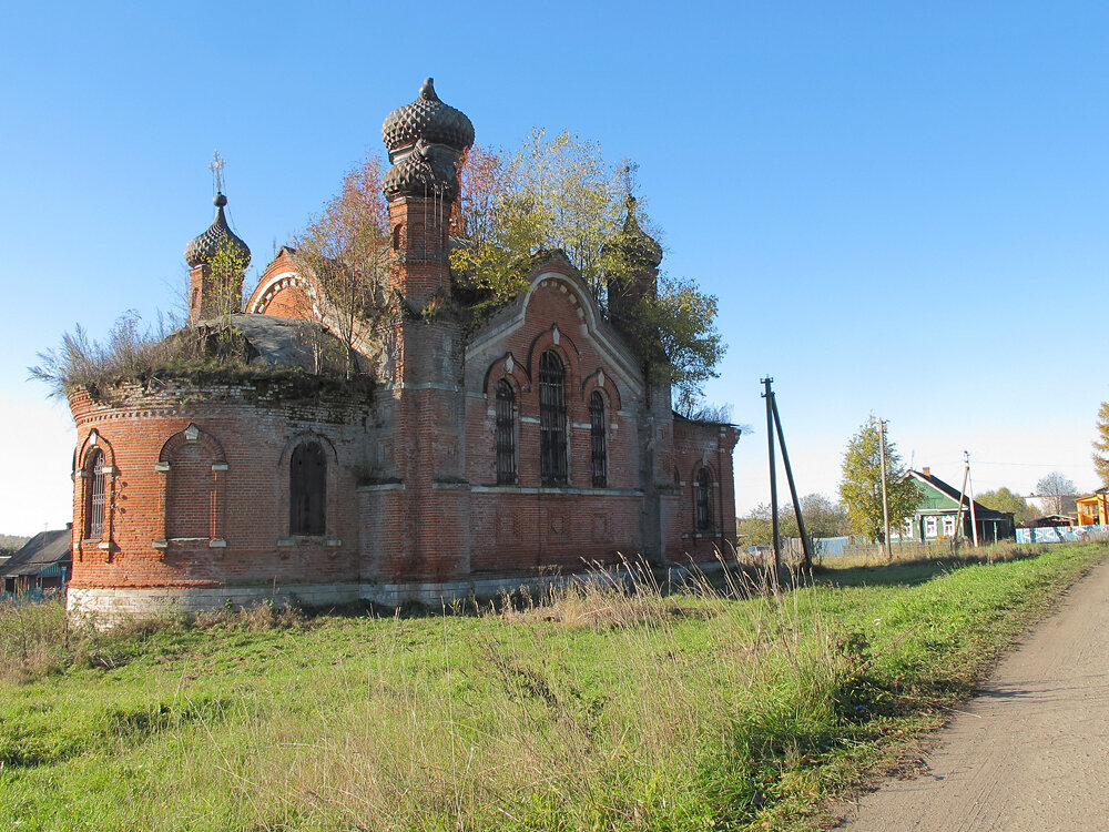 Никольская церковь в 2010 г.