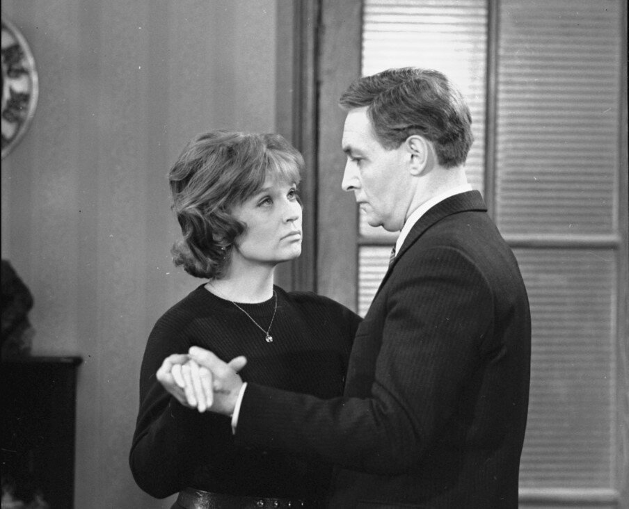 Семнадцать мгновений весны