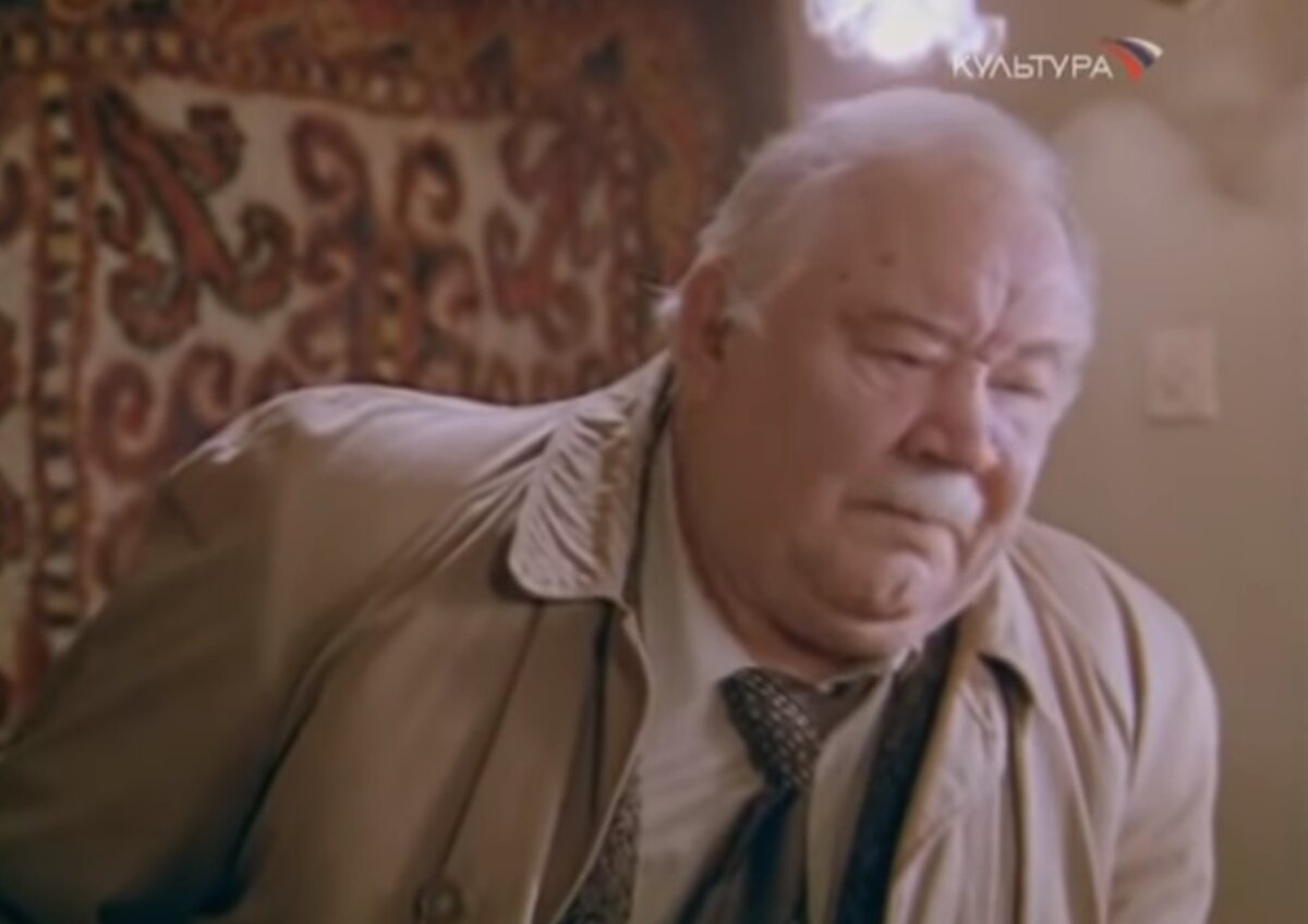 Даже советские кинофильмы не раз показывали, что граждане выходя на пенсию думали не о том, как они будут жить на эти деньги, а скорее о том - как СКУЧНО им будет и чем им заниматься теперь.