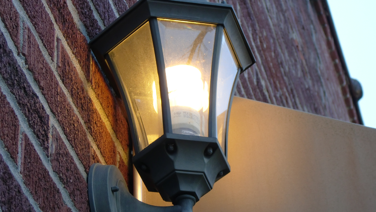     В Ростове декоративная подсветка появилась на 110 зданиях, рассказали в администрации города.