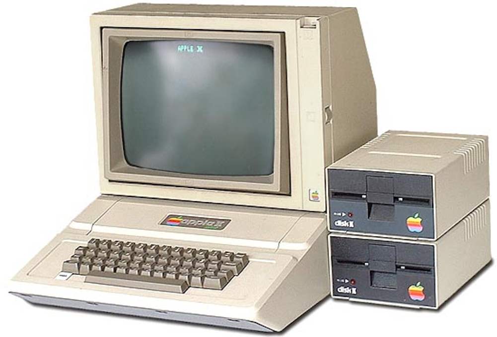 Apple 2 поколение. Apple 2 компьютер. Apple II 1977. Apple 2 компьютер 1977. Четвертое поколение ЭВМ Apple.