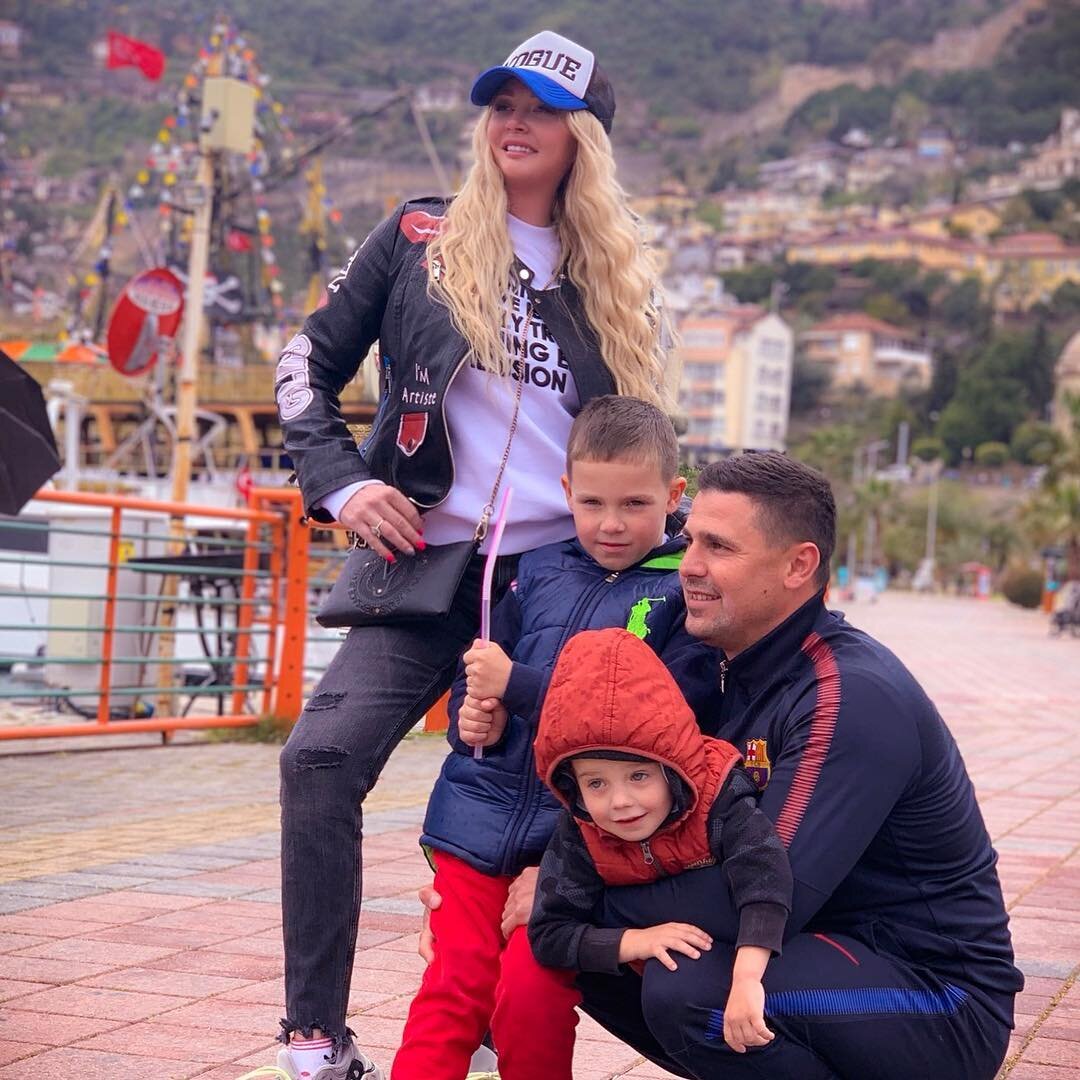 instagram.com/darya_pinzar86/