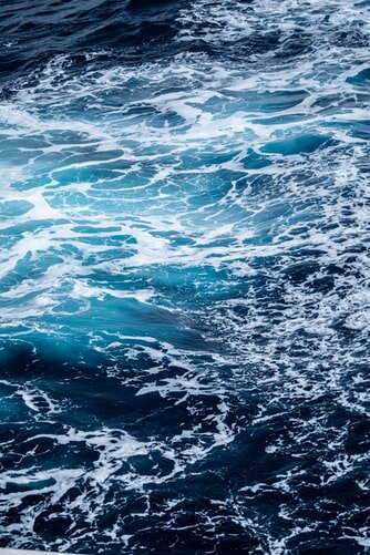 https://unsplash.com/photos/RVX2STx44UI