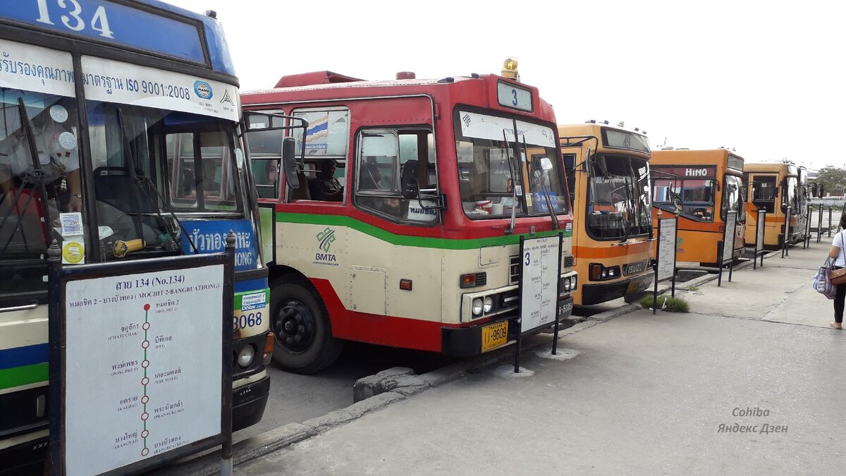 Мой автобус №3. Маршрут проходит через старый центр Бангкока