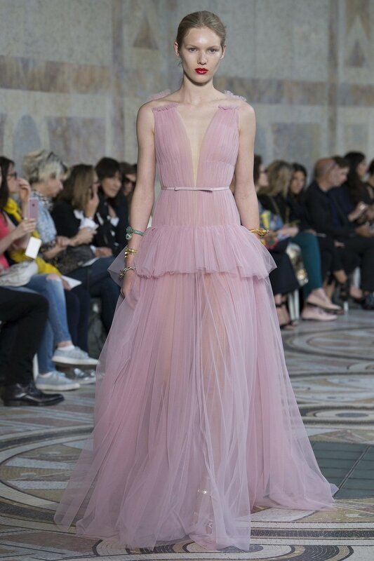 Источник фото: giambattistavalli.com