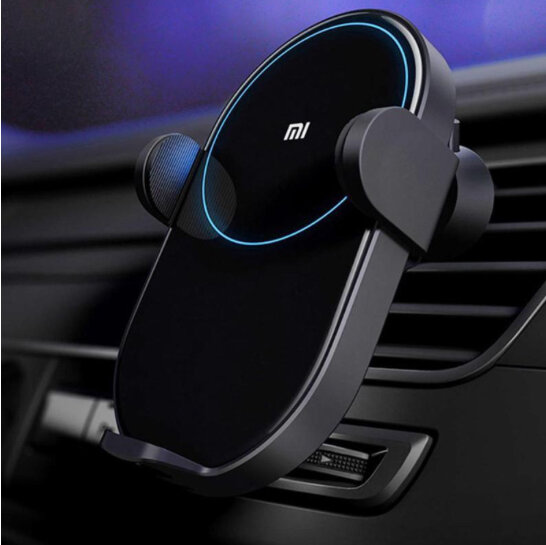 Сегодня я начну вот с этого гаджета,который упростит ваши поездки на машине.Каким образом? Всё просто ,это устройство 2 в 1,которое держит ваш телефон и одновременно с этим его заряжает.В этот гаджет можно установить телефон любого размера.По бокам есть держатели, которые автоматически  зафиксируют устройство.