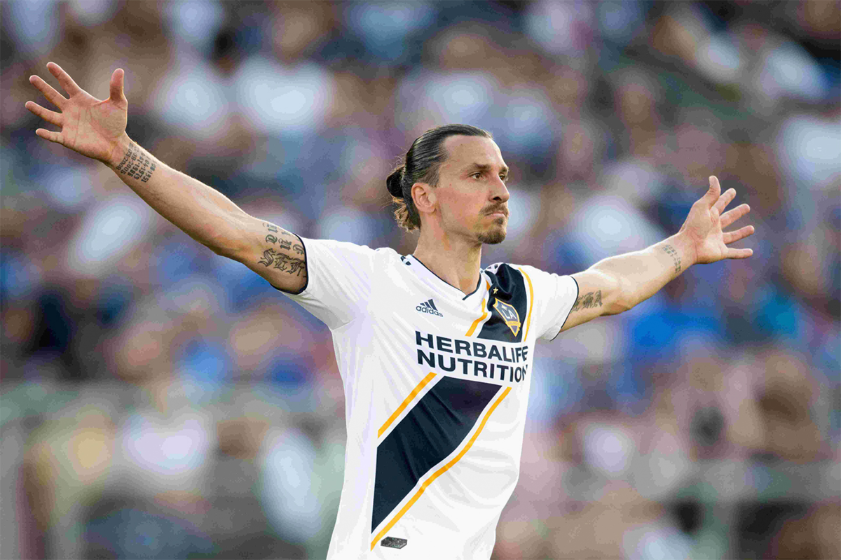 Златан Ибрагимович. Златан Ибрагимович Златан Ибрагимович. Футболист Ibrahimovic. Златан Ибрагимович фото.