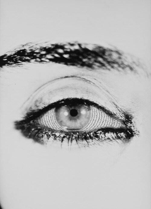 Ширин Нешат, «Offered Eyes», 1993.