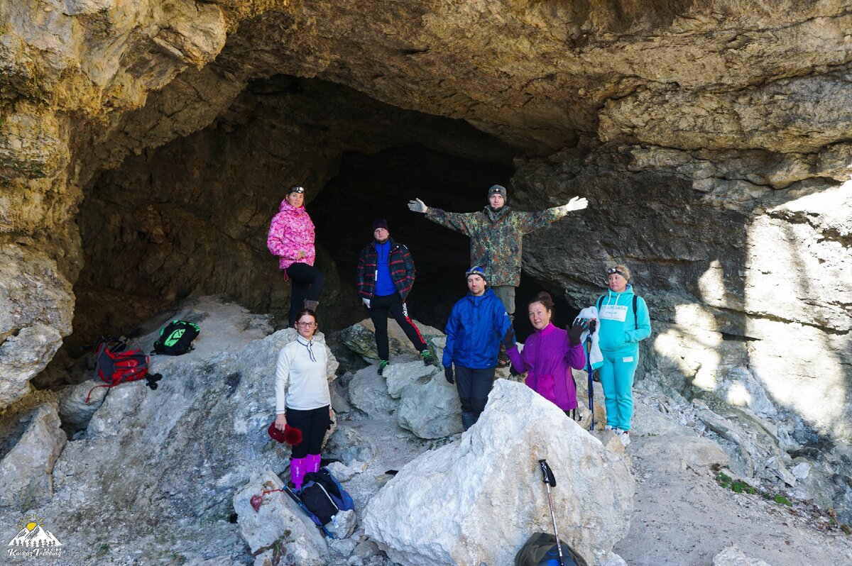 Вход в пещеру Зубащенко