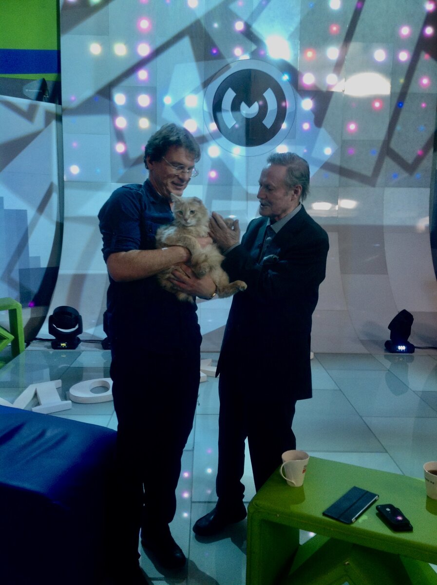 Фото в студии: Айсель Магомедова