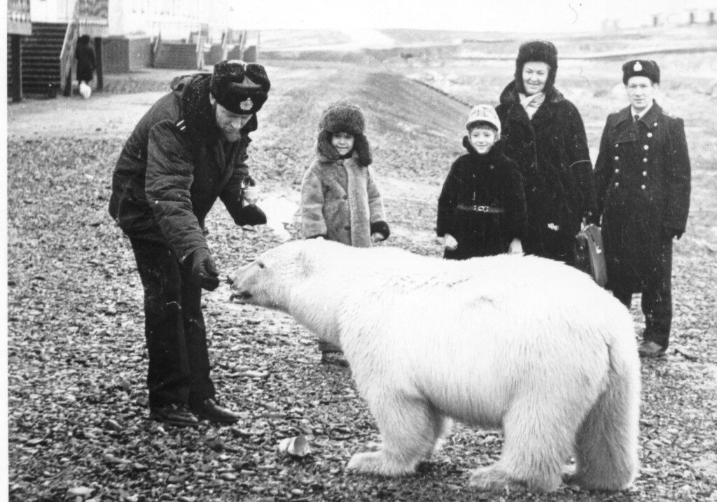 Почему меня вымораживают вот такие ми-ми-ми фоточки