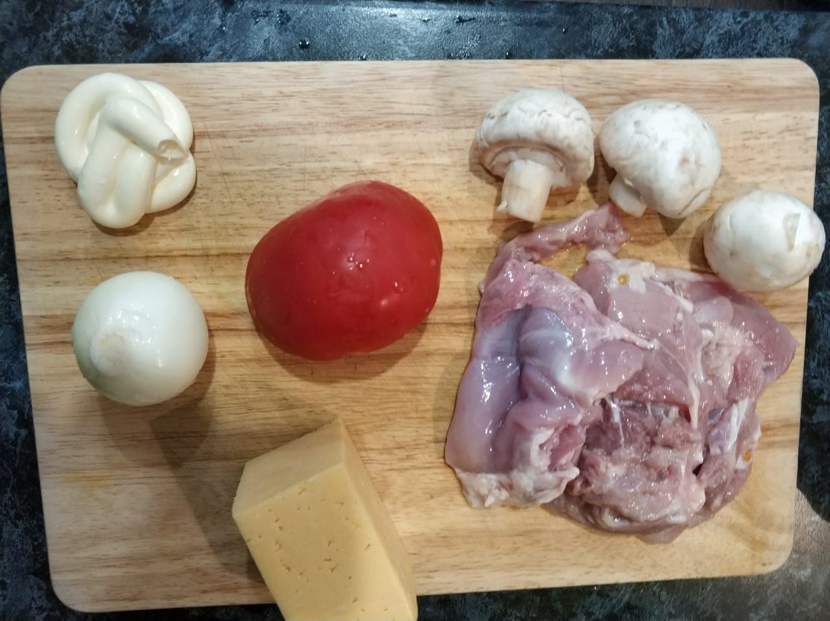 Простые ингредиенты для вкусного ужина.