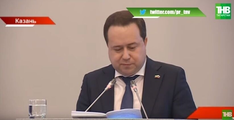 На коллегии татарстанского управления Пенсионного фонда обсудили ввод электронных трудовых книжек, а также материнский капитал, деньги которого идут на аварийное жилье