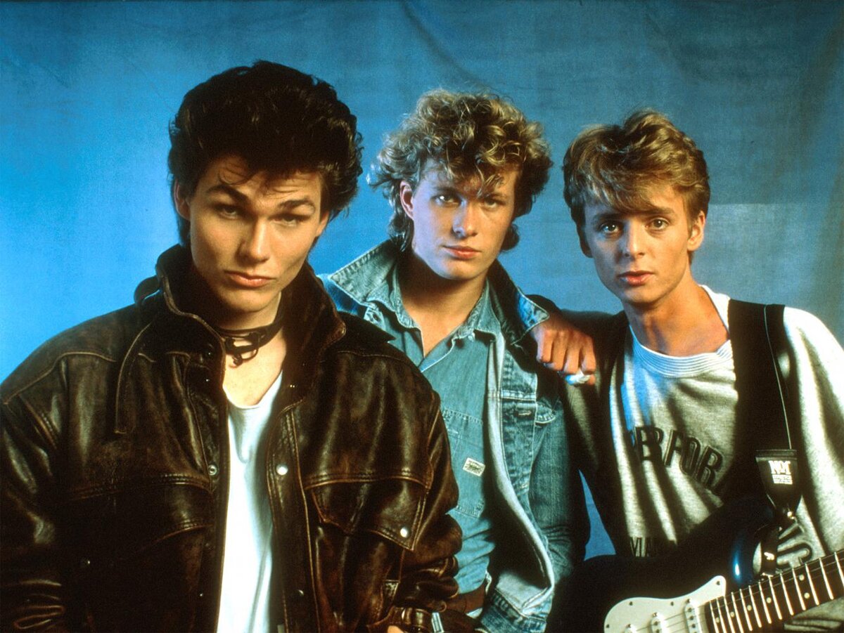 a-ha в золотых для снити-попа 80-х